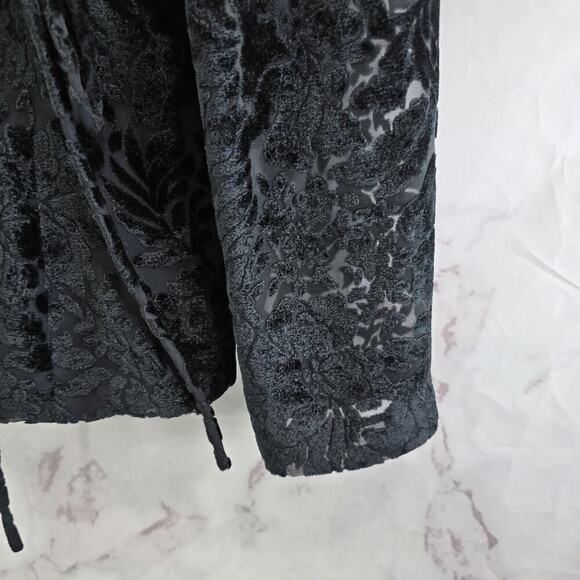 Alex Evenings Jacket Womens Large Black Velvet Wrap Floral Lightweight Topper - Picture 4 of 10